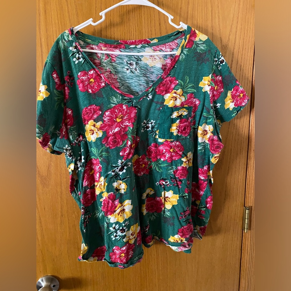 Torrid top size 3